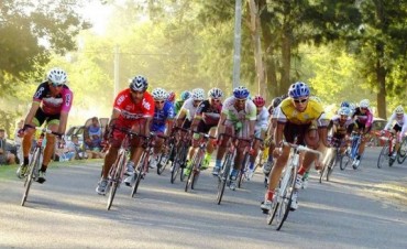 Buena actuaci&oacute;n de ciclistas saladillenses en Lobos, Tapalque y Lincoln