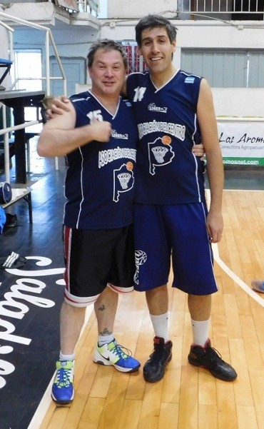 Maxi Saladillo recibe hoy a Racing de Chivilcoy