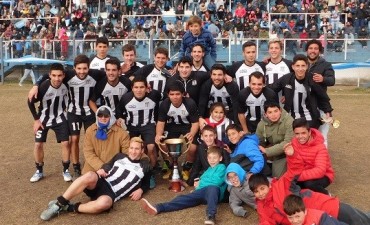 Hurac&aacute;n campe&oacute;n en segunda division