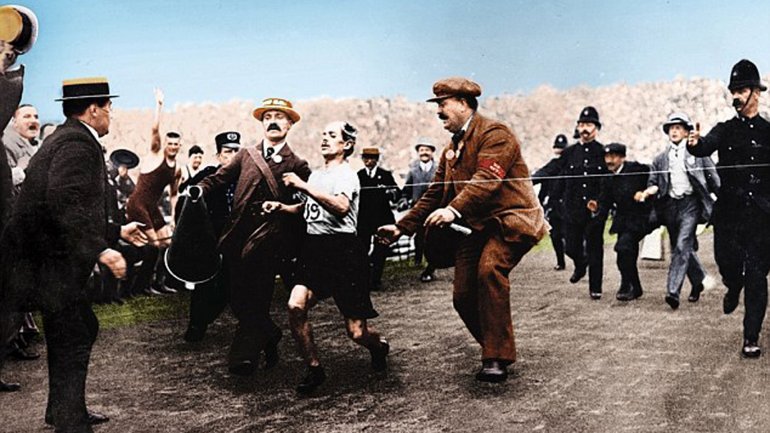 El d&iacute;a en que el creador de Sherlock Holmes ayud&oacute; a un atleta a ganar una medalla