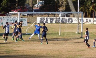 Se jugaron los partidos de ida de las semifinales del Torneo de Primera