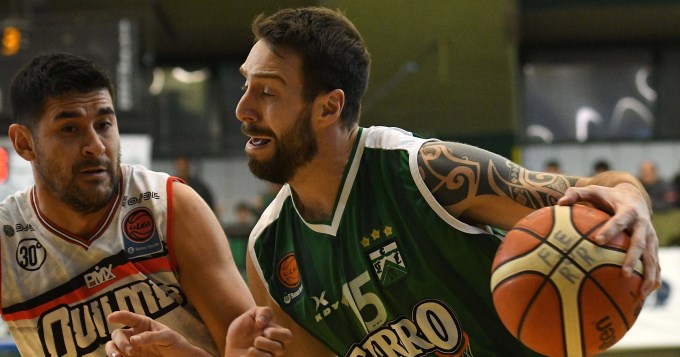 Ferro le igualó la serie a Quilmes en un final emocionante