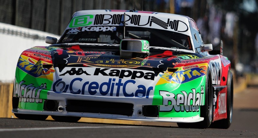 Bruno larga desde la fila 11 en Termas de Río Hondo por El Desafío de las Estrellas