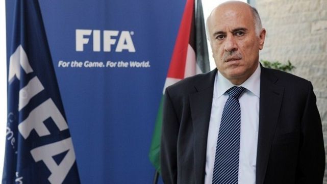 Suspensión y escándalo: 