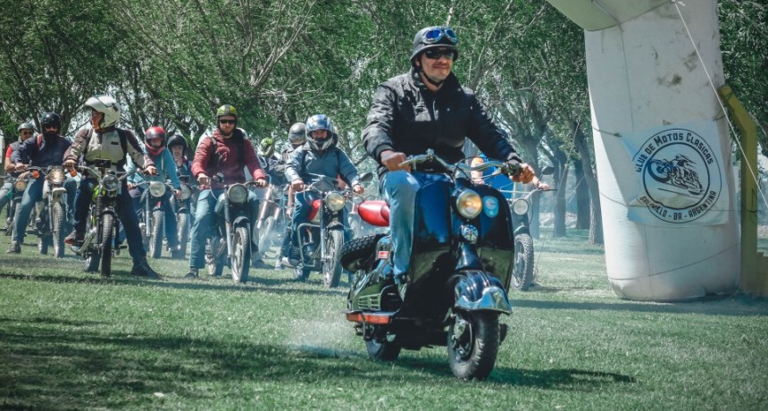 El Concejo tratará la Chapa Patente para motos y autos clásicos y antiguos