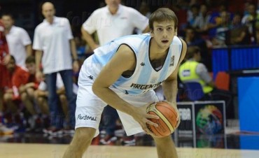 Marcos Del&iacute;a con la Selecci&oacute;n Argentina entrena en Houston con Scola