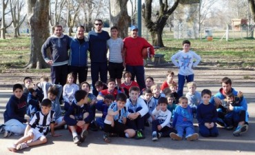 Escuelita de b&aacute;squet realizo jornada recreativa en el Parque de la Aguas Corrientes