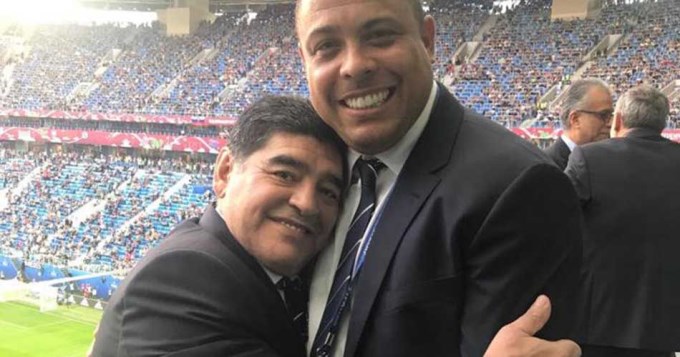 Gordos de fútbol: Maradona y Ronaldo, juntos en Rusia