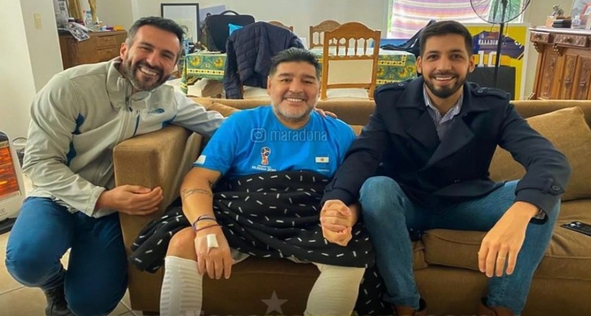 Maradona continuó con su plan de entrenamientos acompañado de sus doctores