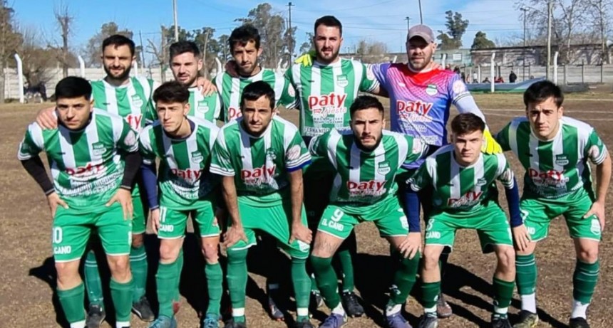 Fútbol: Deportivo Cazón y Unión Apeadero finalistas en Reserva 