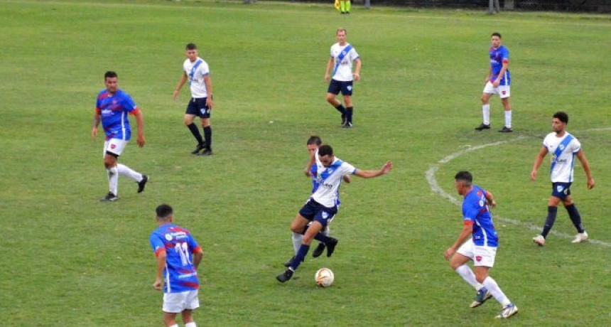 Fútbol: Finales del Torneo Apertura en el Adolfo Canteli