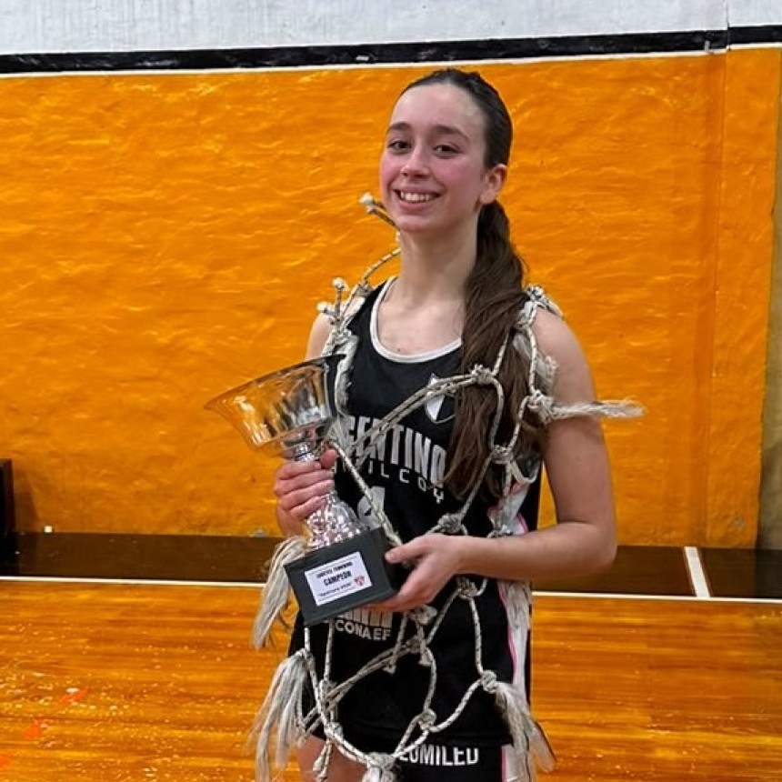 B&aacute;squet: Julia Gui convocada a la selecci&oacute;n sub15 de la ABCH