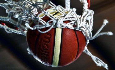 Racing de Chivilcoy y Maxi Junín finalistas del Maxibasquet