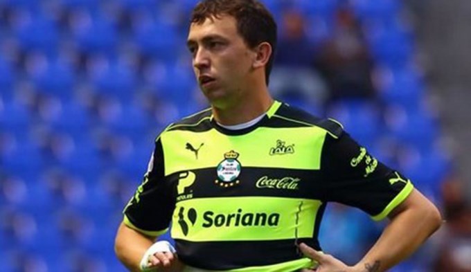 Atento Guillermo: Marchesín también juega de nueve