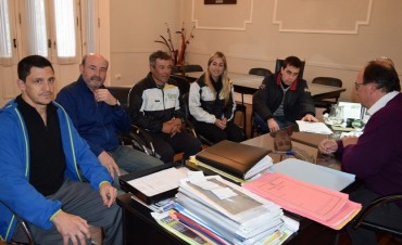 Autoridades del Club Huracán hablaron sobre el proyecto del SUM con  Salomón y funcionarios de Deporte