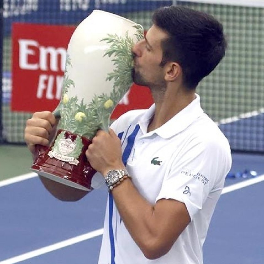 Novak Djokovic, campeón invencible del Masters ATP de Cincinnati y alcanza a Nadal