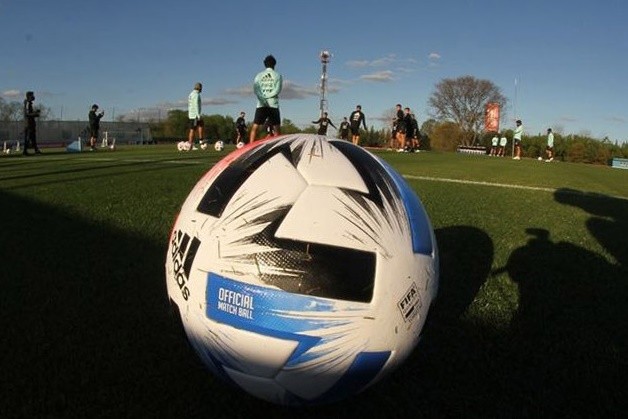 Fútbol: Comunicado de la Liga local y programa de finales