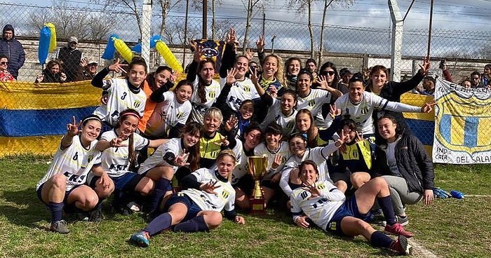 Apeadero campeon en el Fútbol Femenino