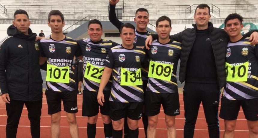 Fútbol: Árbitros de Saladillo aprobaron prueba física en la Plata 