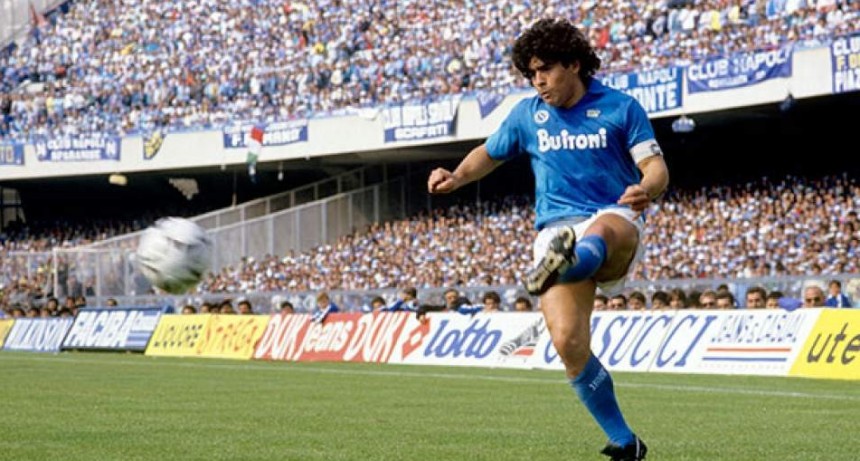 El olvidado debut de Maradona en Napoli contra River 