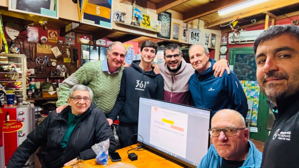 El club de Motos Antiguas de Saladillo innova en sus competencias con un nuevo software de medici&oacute;n de tiempos