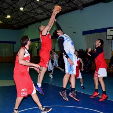Ciudad de Saladillo le gan&oacute; a Ferro de Olavarr&iacute;a en partido amistoso