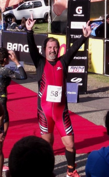 Triunfo de Julio Saizar en el Duatl&oacute;n Hombre de Piedra