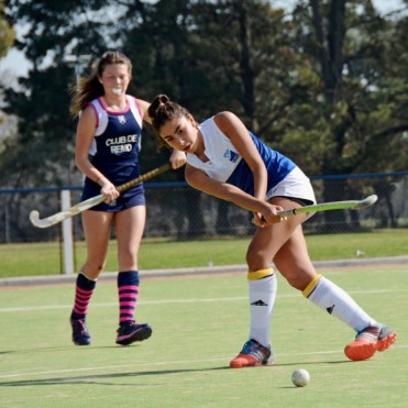 Saladillo Hockey en Damas compitió ante Remo de Azul. Los varones lo hicieron ante Independiente de Tandil