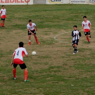 Sábado de Divisiones Inferiores en Saladillo y Alvear