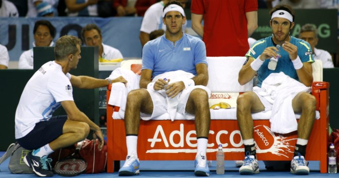 Delpo y Mayer cayeron en el dobles ante los hermanos Murray