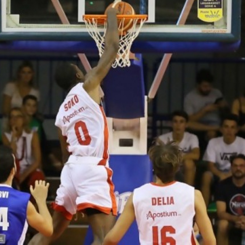 El Murcia de Marcos Delía ganó en el último partido de pretemporada