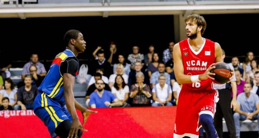 Buen juego de Marcos Delía en el inicio de la Liga española a pesar de la derrota