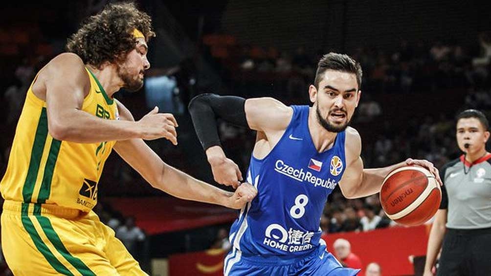 Australia y República Checa lograron sendas victorias y Argentina sonríe