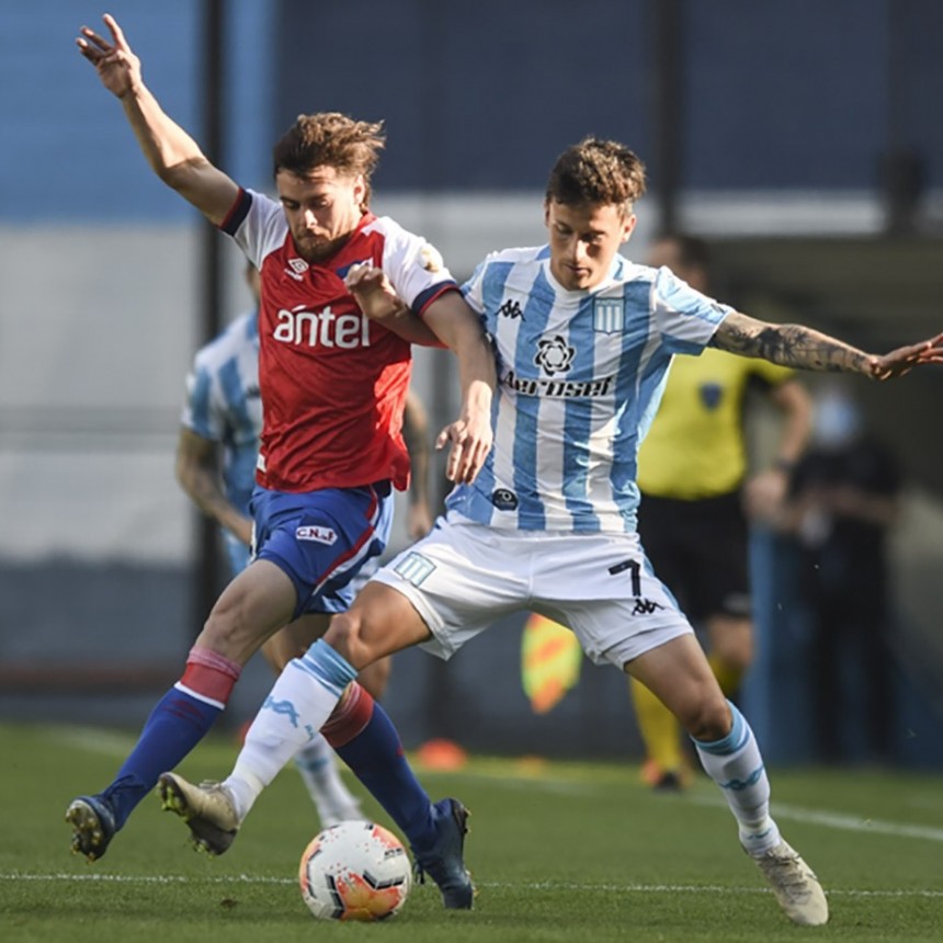 Racing cometió un error y Nacional lo aprovechó para ganarlo de visitante