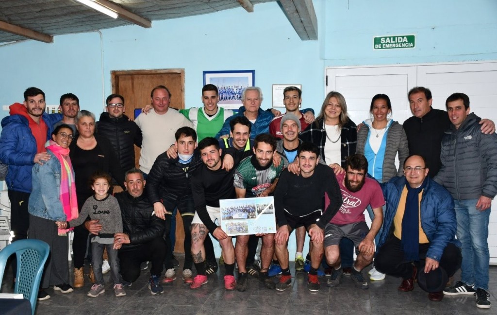 Fútbol: Salomón y Tosca visitaron a los campeones del Apertura 2022