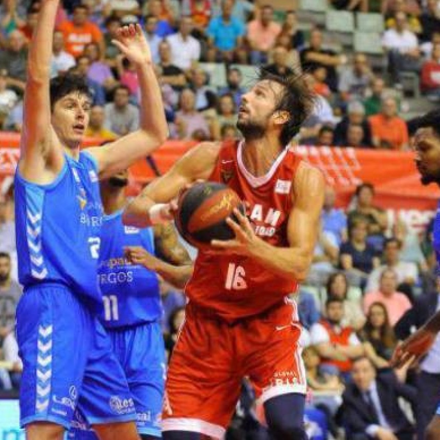 El Ucam Murcia de Marcos Delía logró su primera victoria liguera 