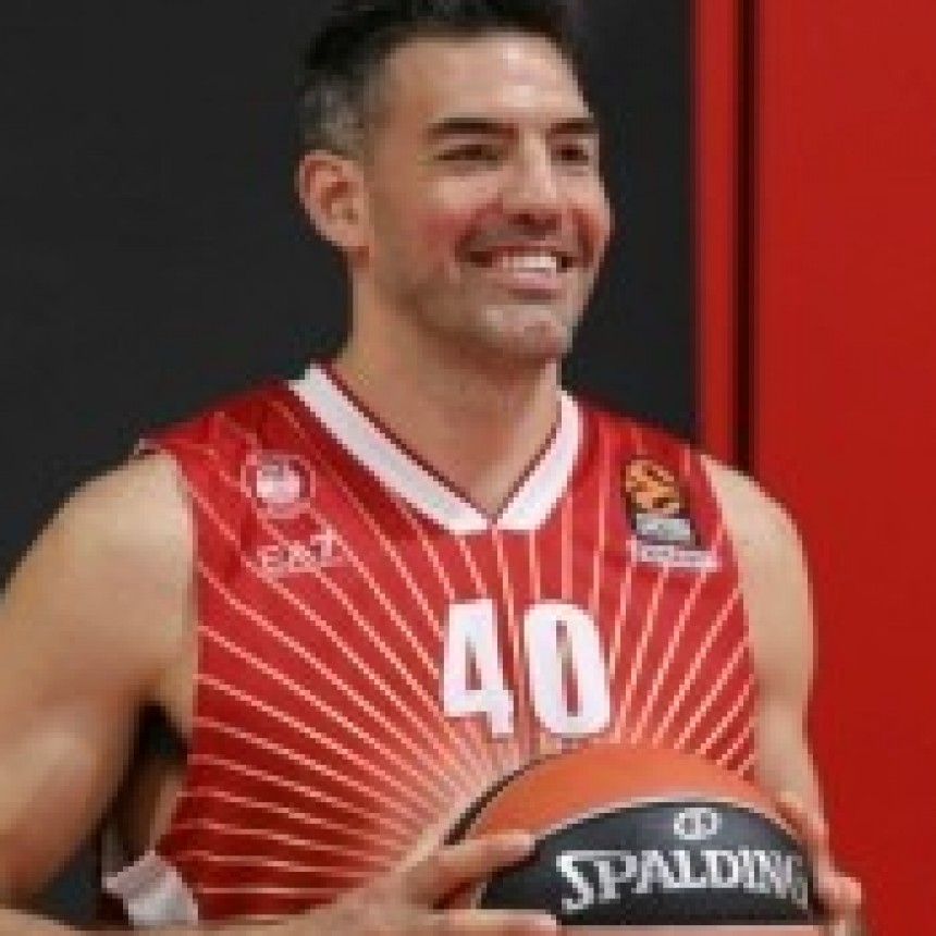 Luis Scola se entrenó por primera vez en Olimpia Milano de Italia