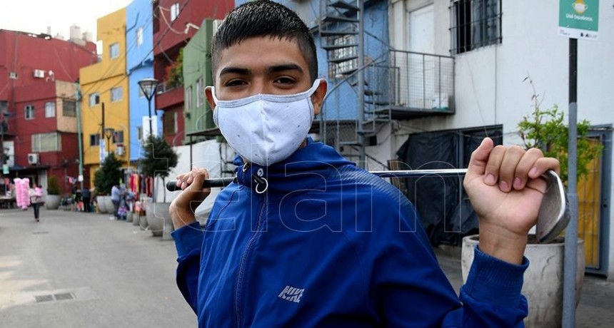 Dylan Reales, el golfista del Barrio 31 que sueña con ser profesional