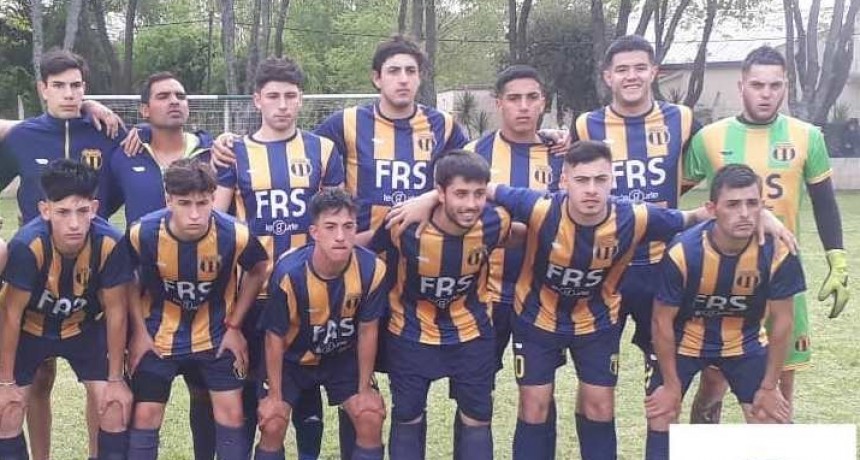 Fútbol Primera División: Unión Apeadero y Comercio a semifinales