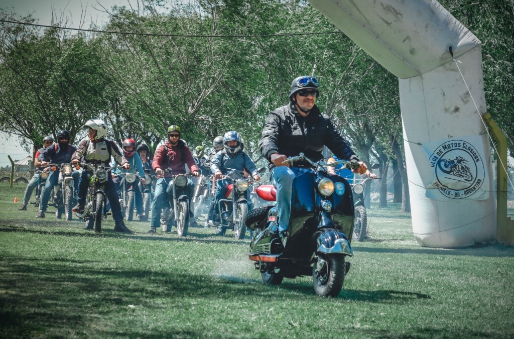 Lo festeja de la mejor manera: El Club de Motos Clásicas y Antiguas de Saladillo cumple su 5° Aniversario