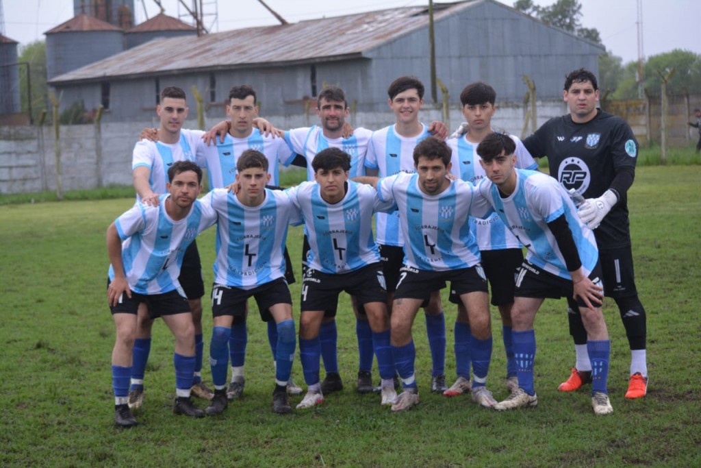 Fútbol: Igualdad entre Huracán y Argentino en primera. Triunfo de Del Carril