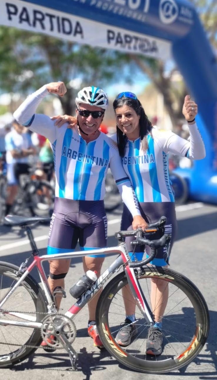 Panamericano de ciclismo: Domingo de oro y gloria para Juan Carlos Funes y Nancy Torres en Bolivia