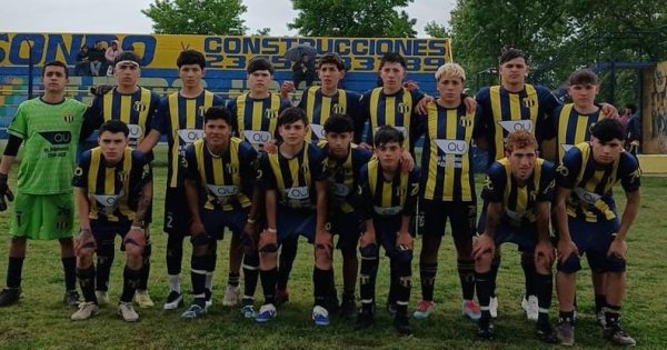 Inferiores: Uni&oacute;n Apeadero recibi&oacute; al Alvear FC en el Carbonari