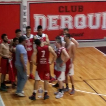 Gran partido de Ciudad ante Derqui, aunque la victoria fue para el puntero e invicto del Provincial