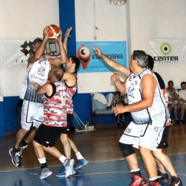 Maxi Saladillo perdió en Junín por la semifinal del Regional