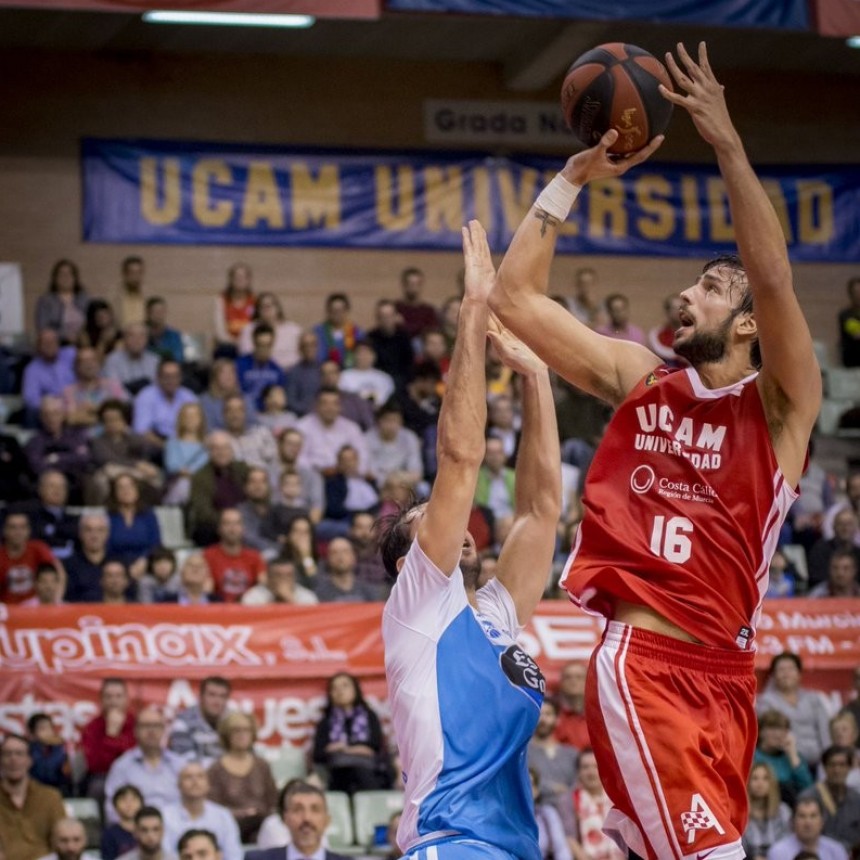 Victoria del Ucam Murcia por la Champions League