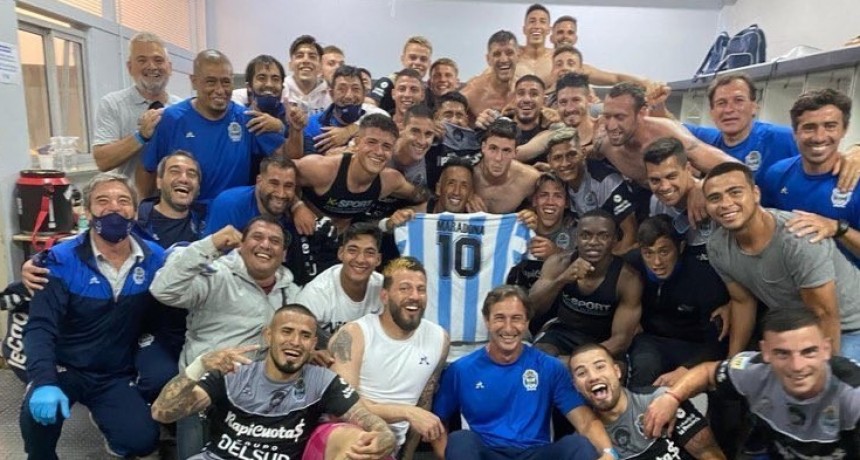 Gimnasia se llevó un triunfo ante Vélez en su partido más doloroso: homenaje y lágrimas por Maradona