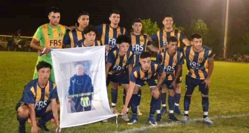 Fútbol: Unión Apeadero campeón en Primera División