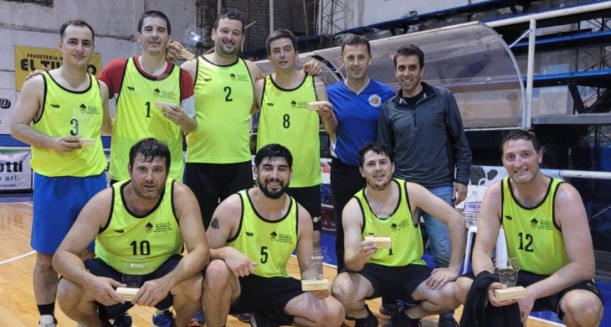 Los Ocho y Pico campeones del Torneo de Maxibasquet