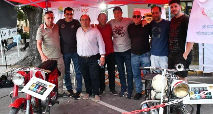 Club de Motos Clásicas participó en la primera Expo ITEC en Saladillo 